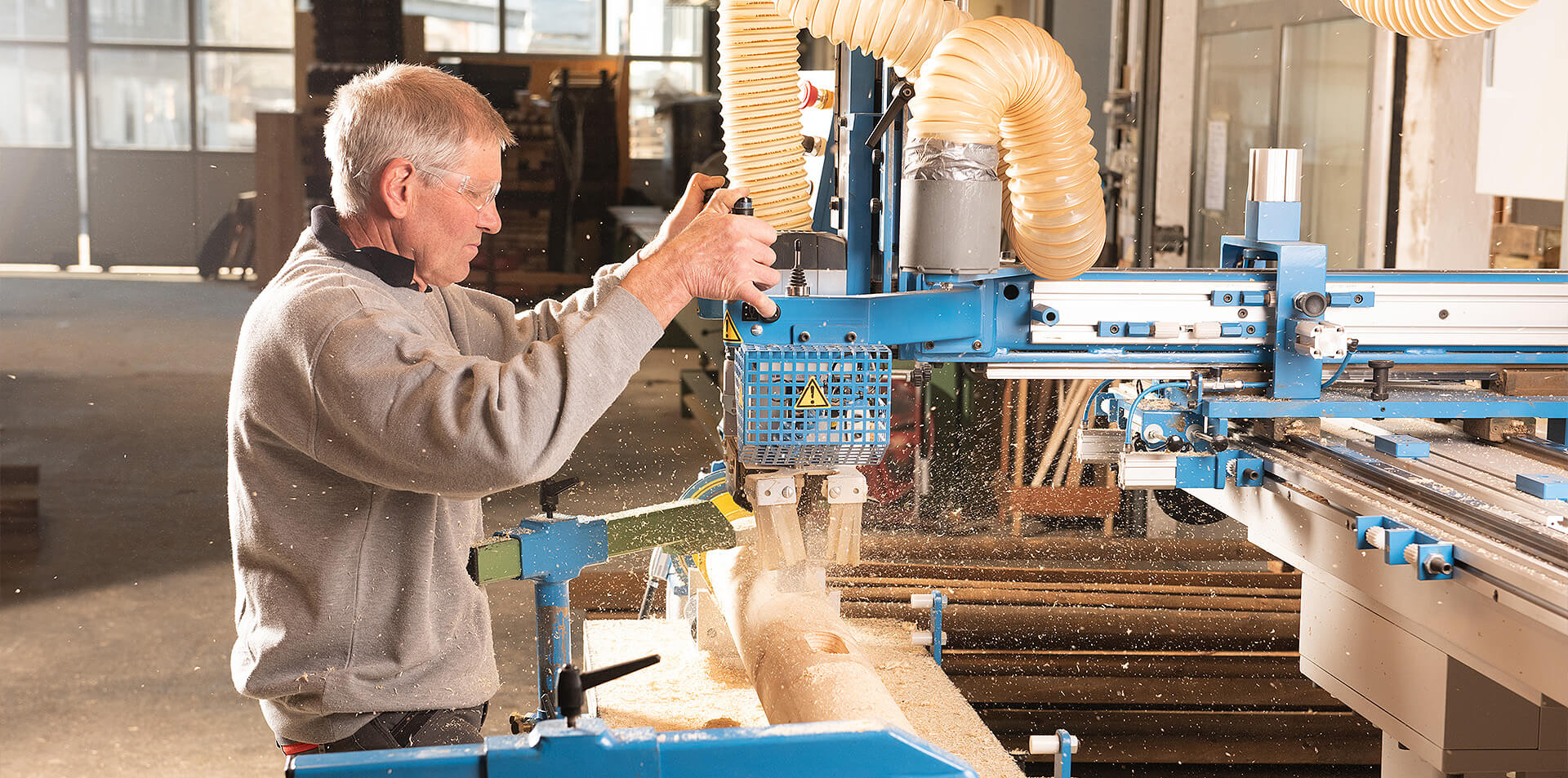 Clientis Header MItarbeiter Industrie